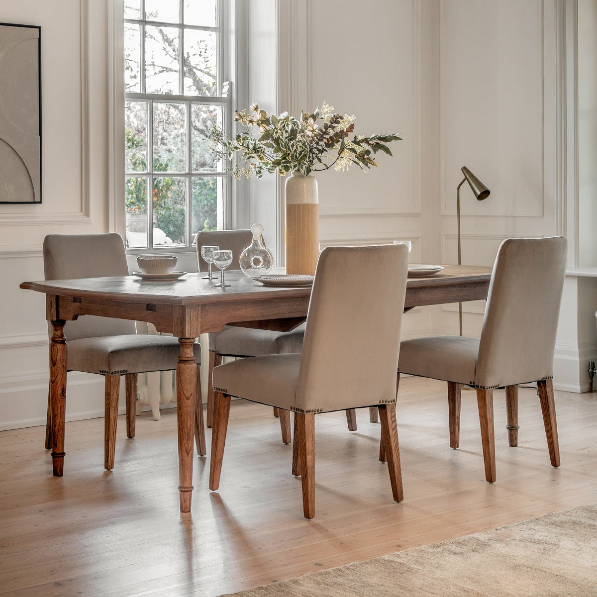 Highgrove Large Extending Dining Table